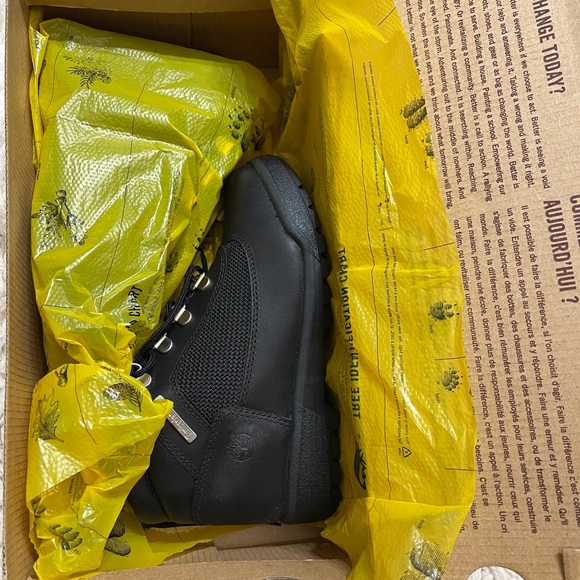 Children’s Timberland Field Boots Sz. 2 - Picture 8 of 10